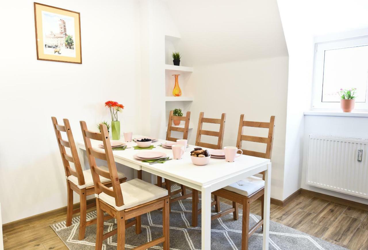 Apartament Centrum Z Miejscem Parkingowym Stary Toruń Екстериор снимка